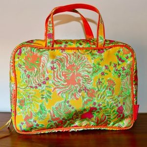 LILY PULITZER Groovy Travel Toiletries Bag